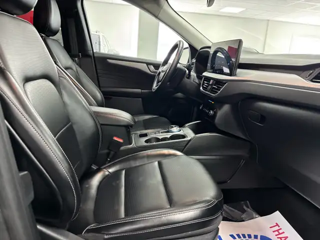2025 Ford Escape Platinum AWD - Photo 19