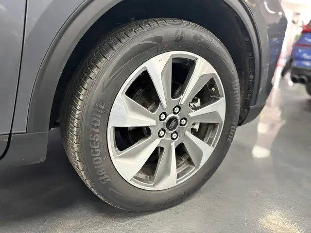2025 Ford Escape Platinum AWD - Photo 32