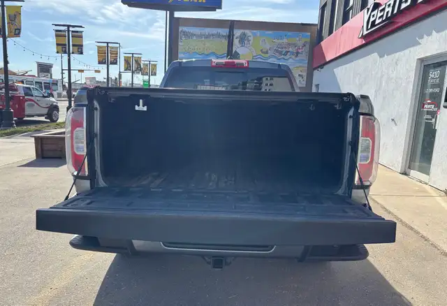 2022 GMC Canyon 4WD Crew Cab 141' Denali - Photo 15