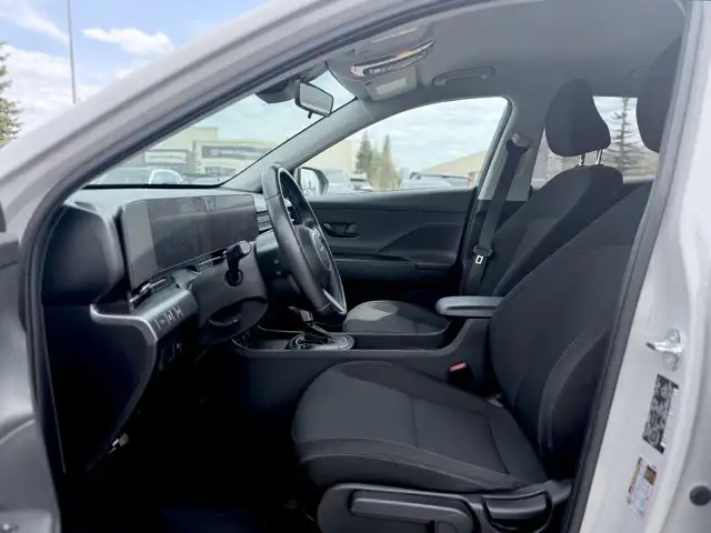 2024 Hyundai Kona Preferred AWD | Apple CarPlay | No Accidents - Photo 12