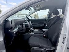 2024 Hyundai Kona Preferred AWD | Apple CarPlay | No Accidents - Photo 12