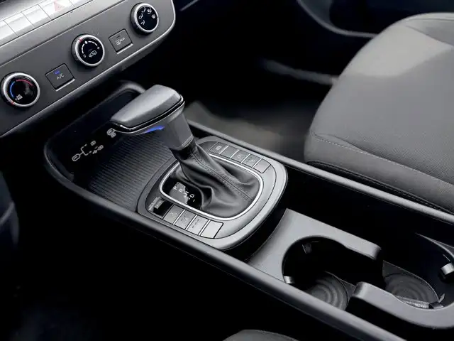 2024 Hyundai Kona Preferred AWD | Apple CarPlay | No Accidents - Photo 20