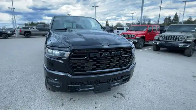 2026 Ram 1500 Express - Photo 4