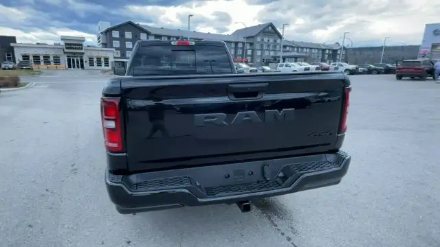 2026 Ram 1500 Express - Photo 8