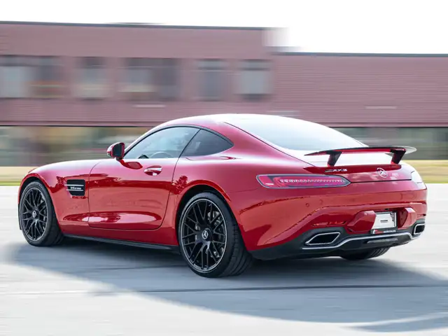 2017 Mercedes-Benz AMG GT AMG GT COUPE|CLEAN CARFAX||RED ON RED| - Photo 4