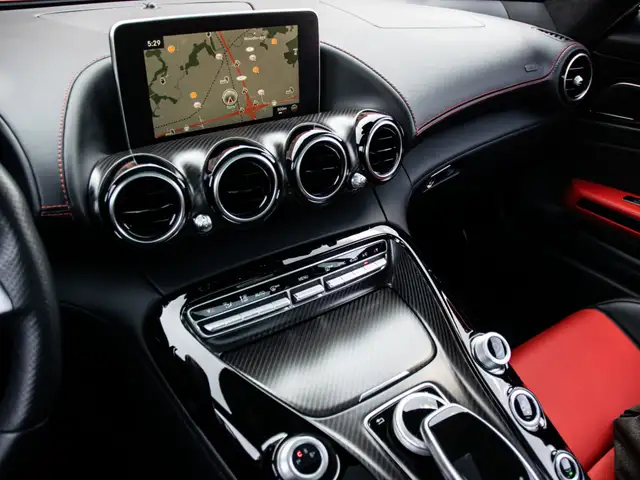 2017 Mercedes-Benz AMG GT AMG GT COUPE|CLEAN CARFAX||RED ON RED| - Photo 16