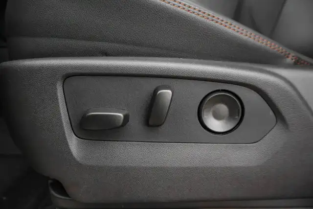2026 GMC Sierra 1500 AT4 - Photo 16