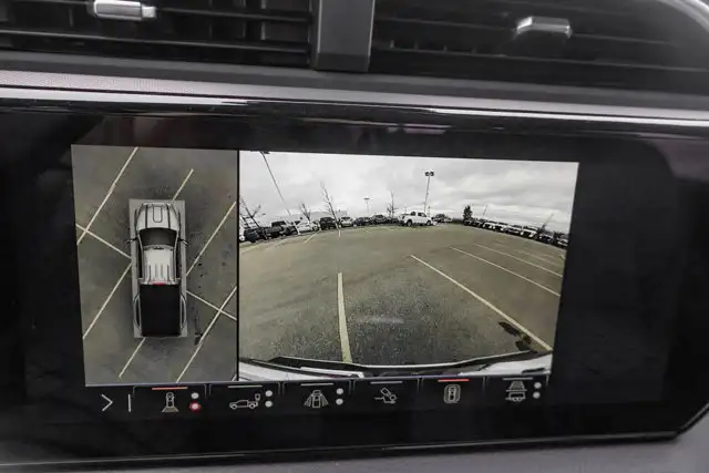 2026 GMC Sierra 3500HD Denali - Photo 25