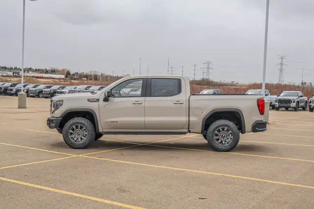 2026 GMC Sierra 1500 AT4X - Photo 5