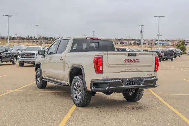 2026 GMC Sierra 1500 AT4X - Photo 6