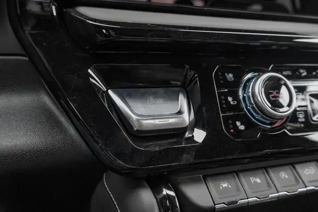 2026 GMC Sierra 1500 AT4X - Photo 24