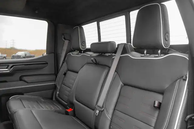 2026 GMC Sierra 1500 AT4X - Photo 34