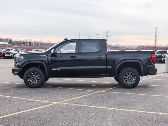 2026 GMC Sierra 1500 AT4X - Photo 5