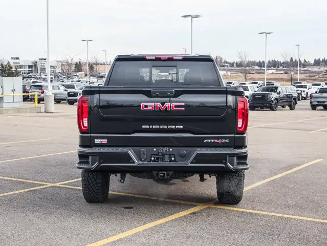 2026 GMC Sierra 1500 AT4X - Photo 7