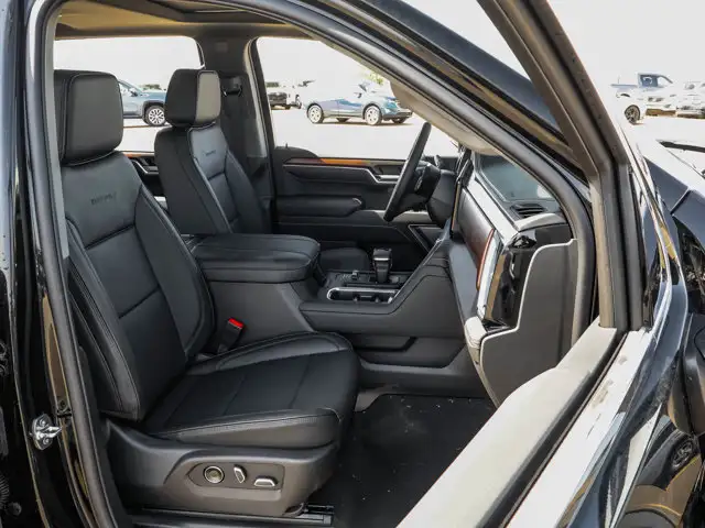 2026 GMC Sierra 1500 Denali - Photo 14