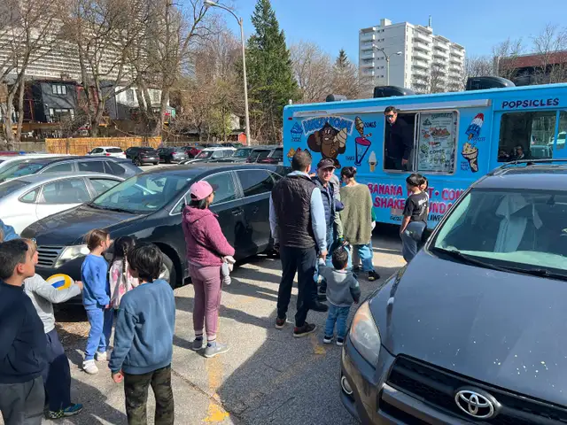 Donkey kone book for ice cream truck now since 1987 text me at 4 - Photo 6