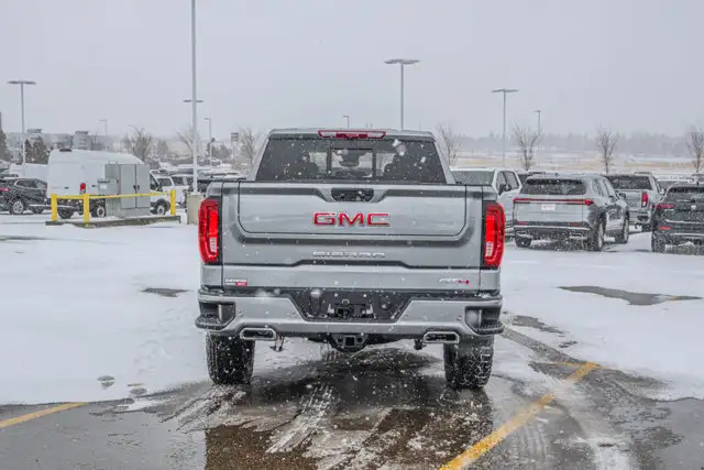2026 GMC Sierra 1500 AT4 - Photo 7