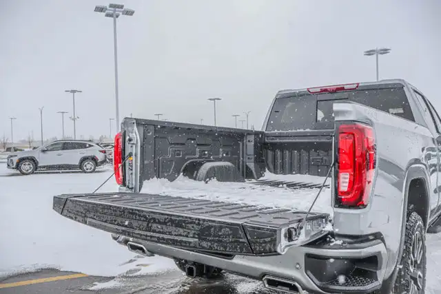 2026 GMC Sierra 1500 AT4 - Photo 8