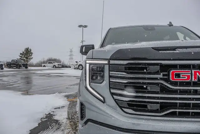 2026 GMC Sierra 1500 AT4 - Photo 11