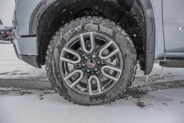 2026 GMC Sierra 1500 AT4 - Photo 13