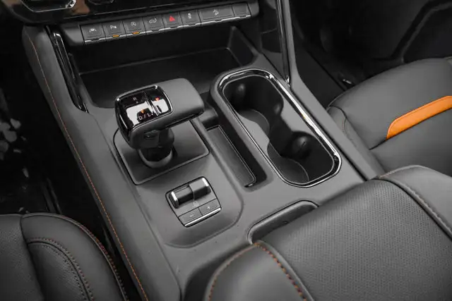 2026 GMC Sierra 1500 AT4 - Photo 28