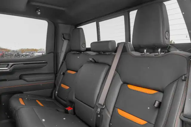 2026 GMC Sierra 1500 AT4 - Photo 34