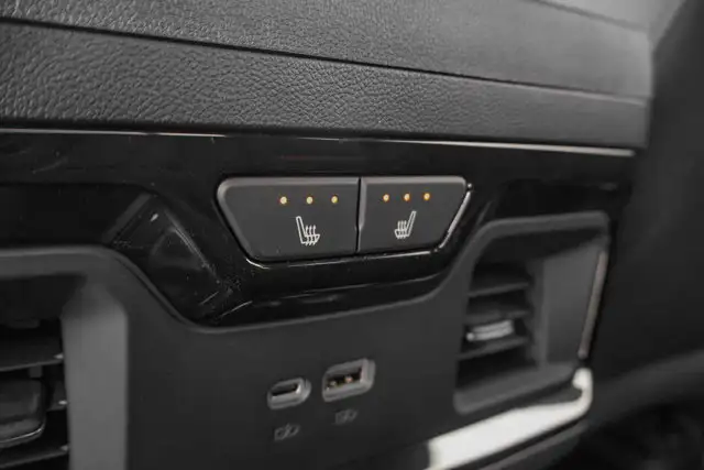 2026 GMC Sierra 1500 AT4 - Photo 35