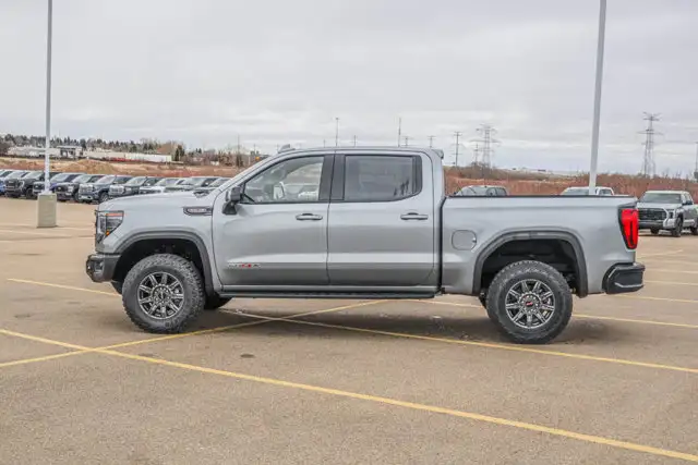 2026 GMC Sierra 1500 AT4X - Photo 5
