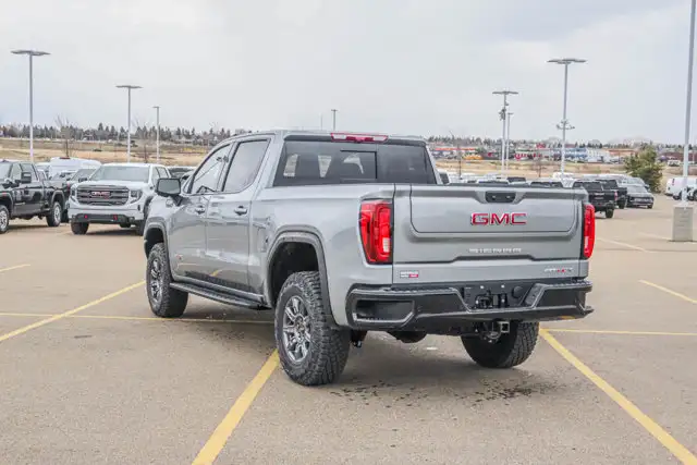 2026 GMC Sierra 1500 AT4X - Photo 6