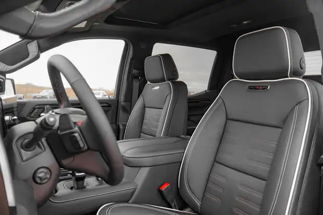 2026 GMC Sierra 1500 AT4X - Photo 33