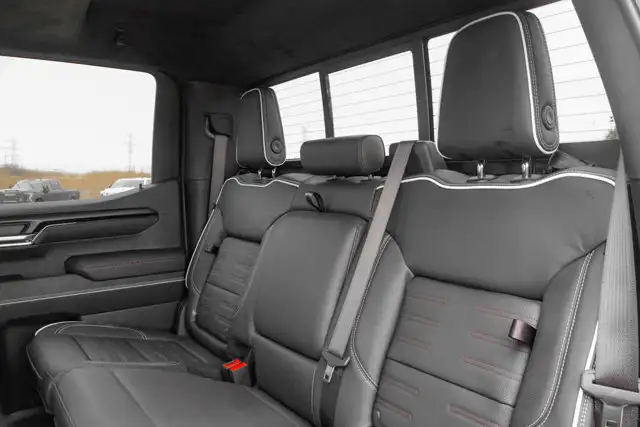 2026 GMC Sierra 1500 AT4X - Photo 34