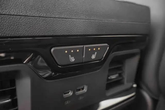 2026 GMC Sierra 1500 AT4X - Photo 35