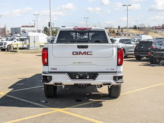 2026 GMC Sierra 1500 AT4 - Photo 7