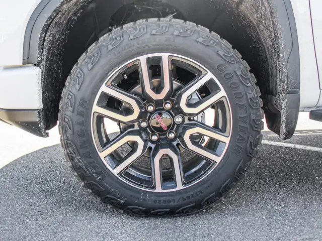 2026 GMC Sierra 1500 AT4 - Photo 12