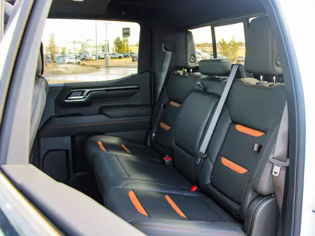 2026 GMC Sierra 1500 AT4 - Photo 32