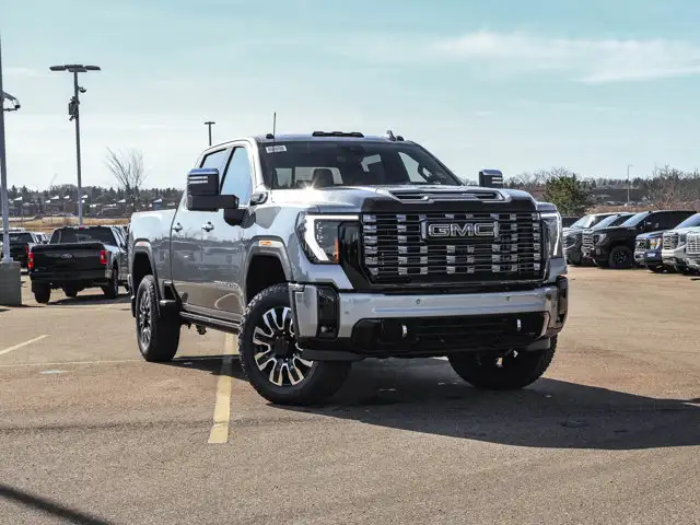 2026 GMC Sierra 2500HD Denali Ultimate - Photo 2
