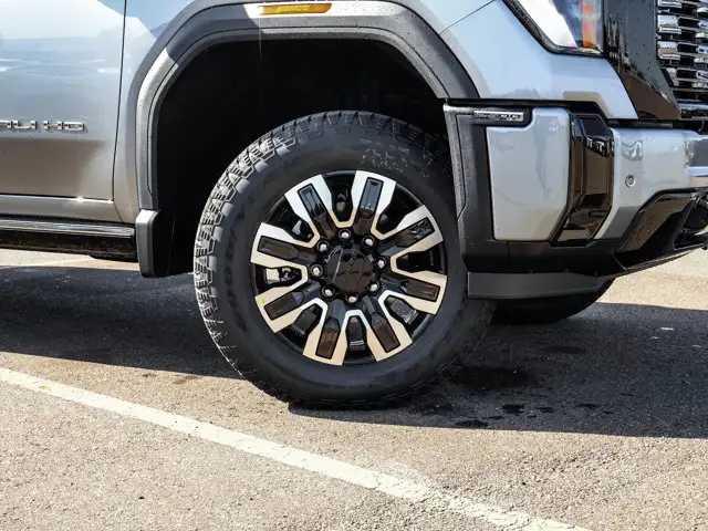 2026 GMC Sierra 2500HD Denali Ultimate - Photo 11