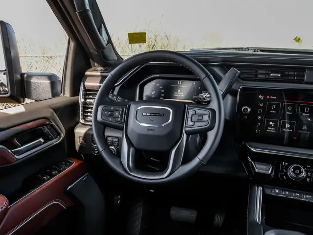 2026 GMC Sierra 2500HD Denali Ultimate - Photo 18