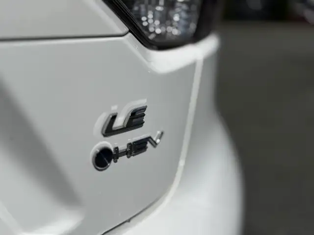 2025 TOYOTA COROLLA - Photo 7