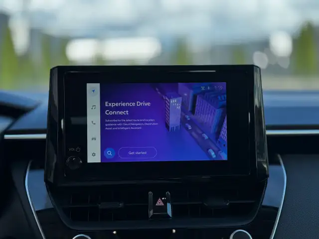 2025 TOYOTA COROLLA - Photo 16