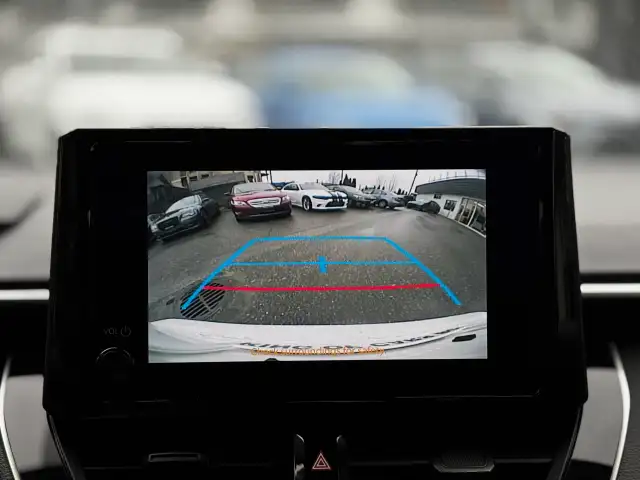 2025 TOYOTA COROLLA - Photo 18
