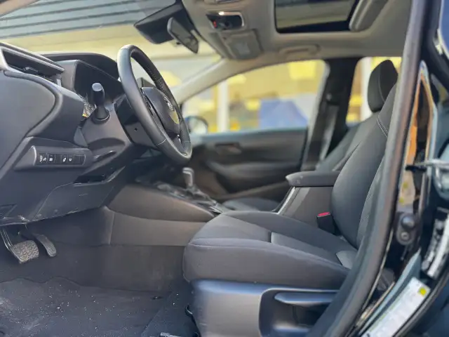 2025 TOYOTA COROLLA - Photo 9