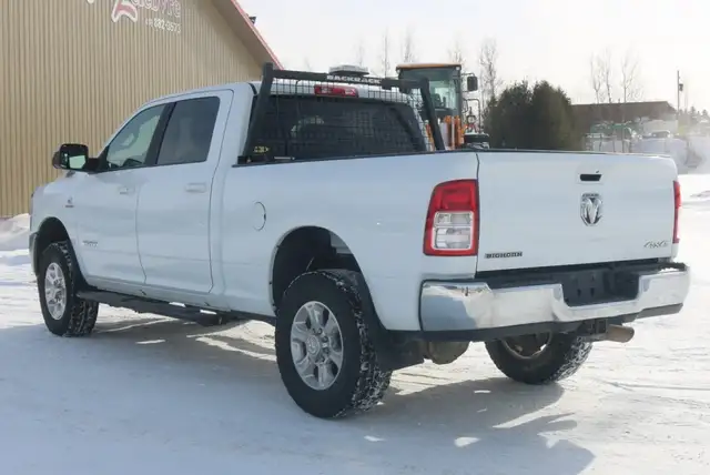 2022 Ram 3500 Big Horn 4X4 (6.7L Diesel) - Photo 4