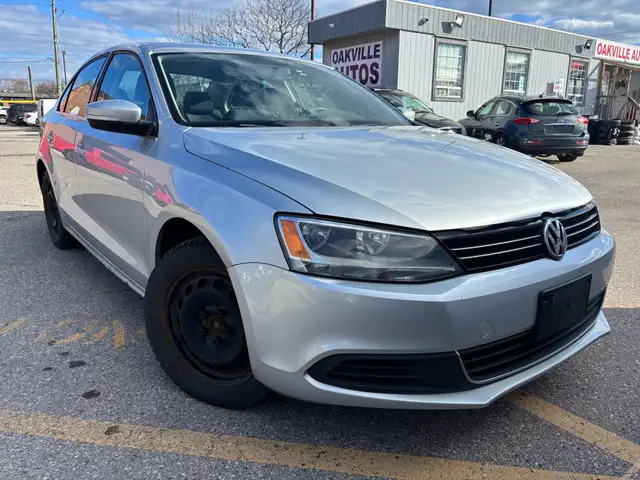 2011 Volkswagen Jetta 4dr 2.5L Auto Comfortline - Photo 8