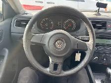 2011 Volkswagen Jetta 4dr 2.5L Auto Comfortline - Photo 11
