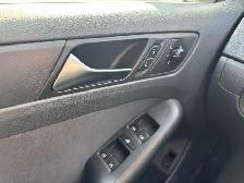 2011 Volkswagen Jetta 4dr 2.5L Auto Comfortline - Photo 13