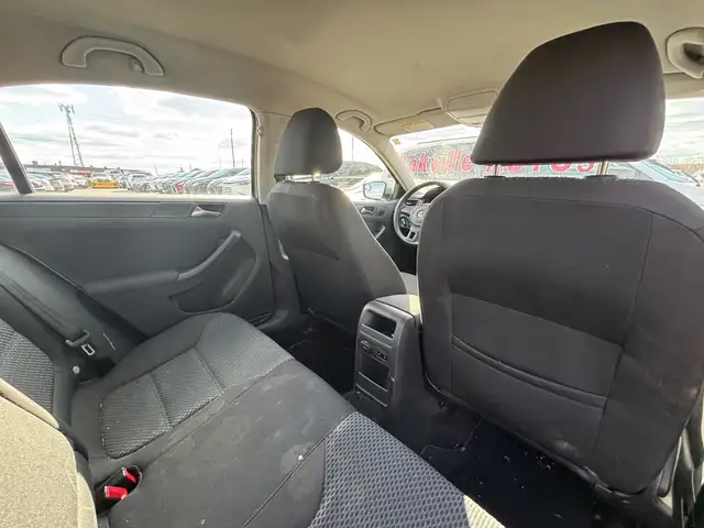 2011 Volkswagen Jetta 4dr 2.5L Auto Comfortline - Photo 17