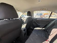 2011 Volkswagen Jetta 4dr 2.5L Auto Comfortline - Photo 19