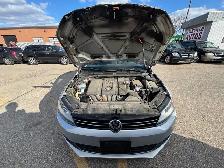 2011 Volkswagen Jetta 4dr 2.5L Auto Comfortline - Photo 24