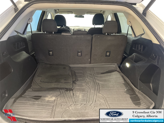 2017 Ford Edge SE AWD - HEATED CLOTH SEATS - 3.5L V6 ENGINE - LO - Photo 14